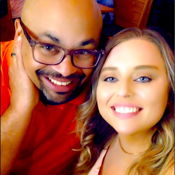 Meet your Posher, Megan - Picture 1 of 4